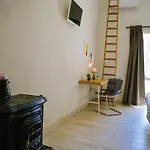 Ciatu Miu 4* נוטו